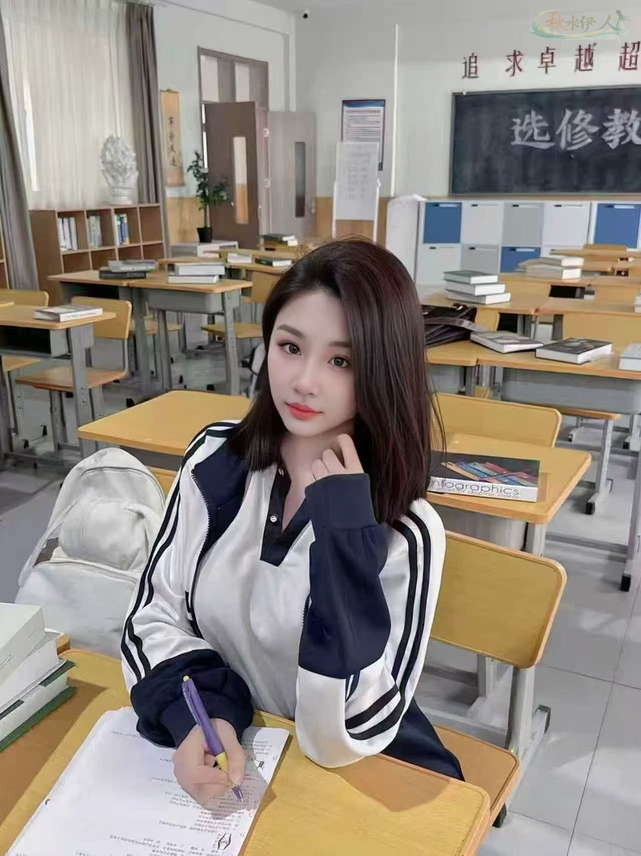 杭州温柔女友系模特街拍写真