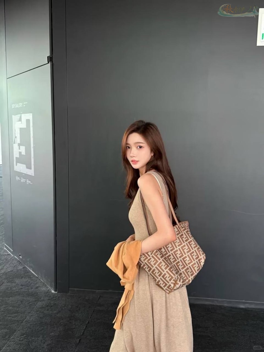 北京气质模特全身展示2