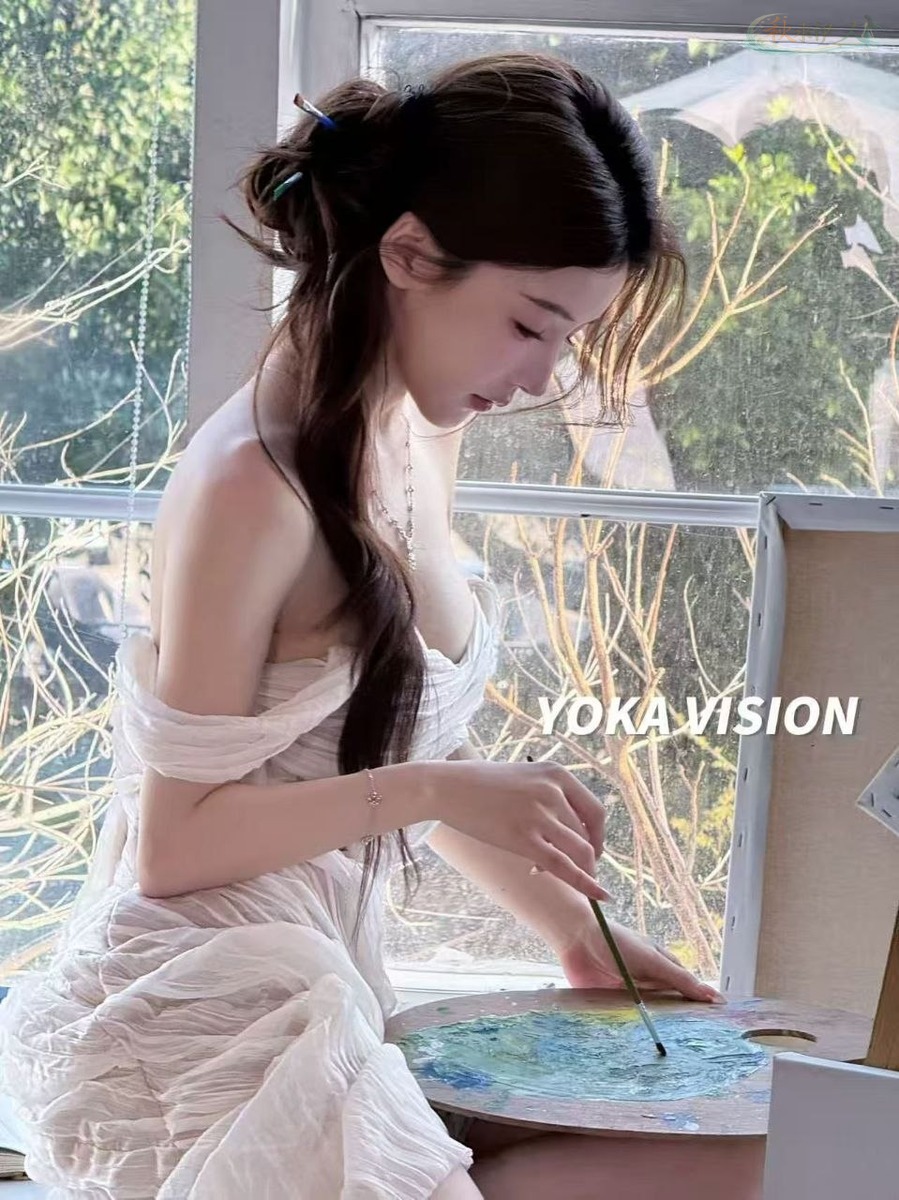 广州筷子腿模特细腰翘臀展示