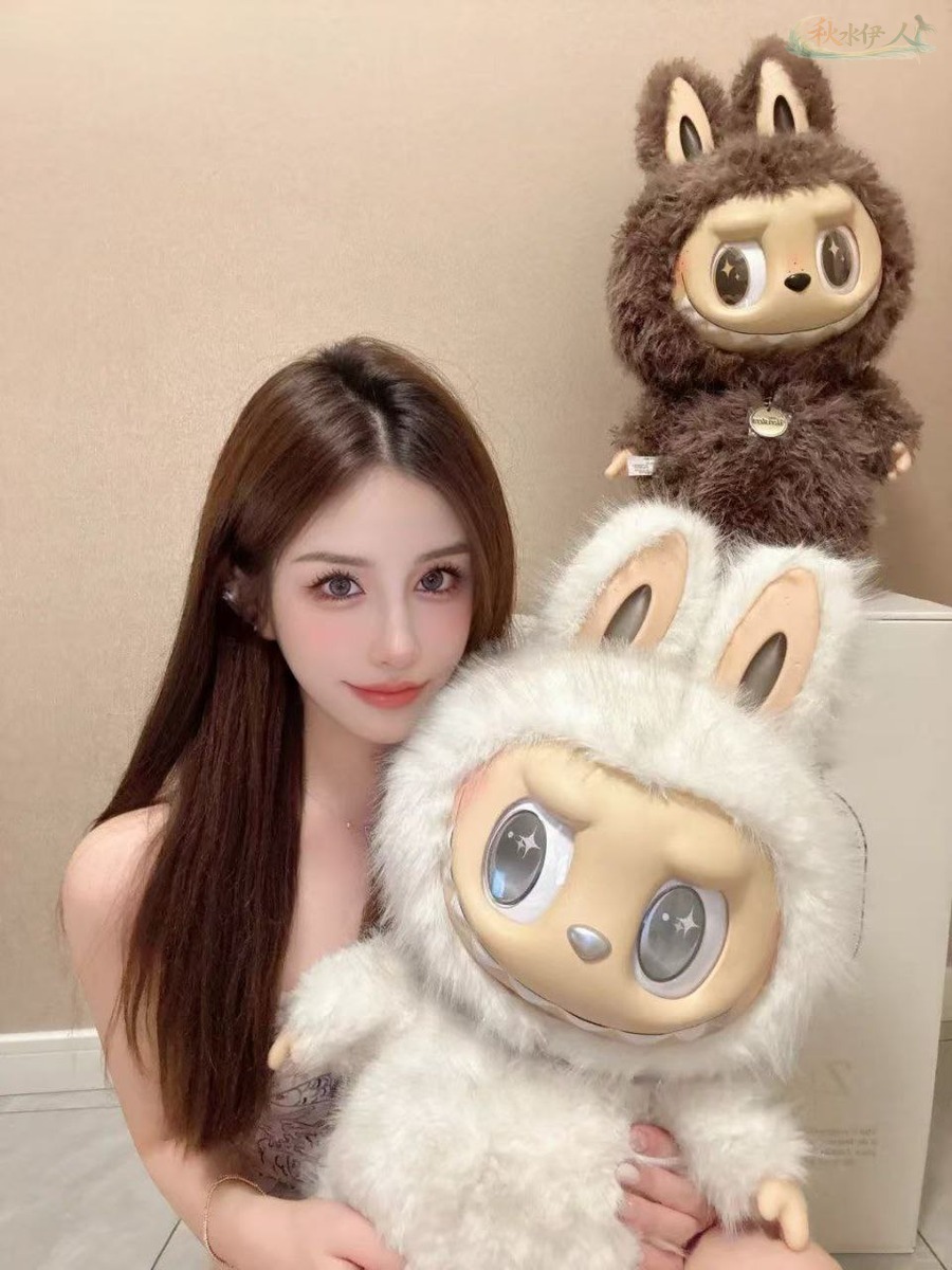 广州纯御平面模特街拍写真