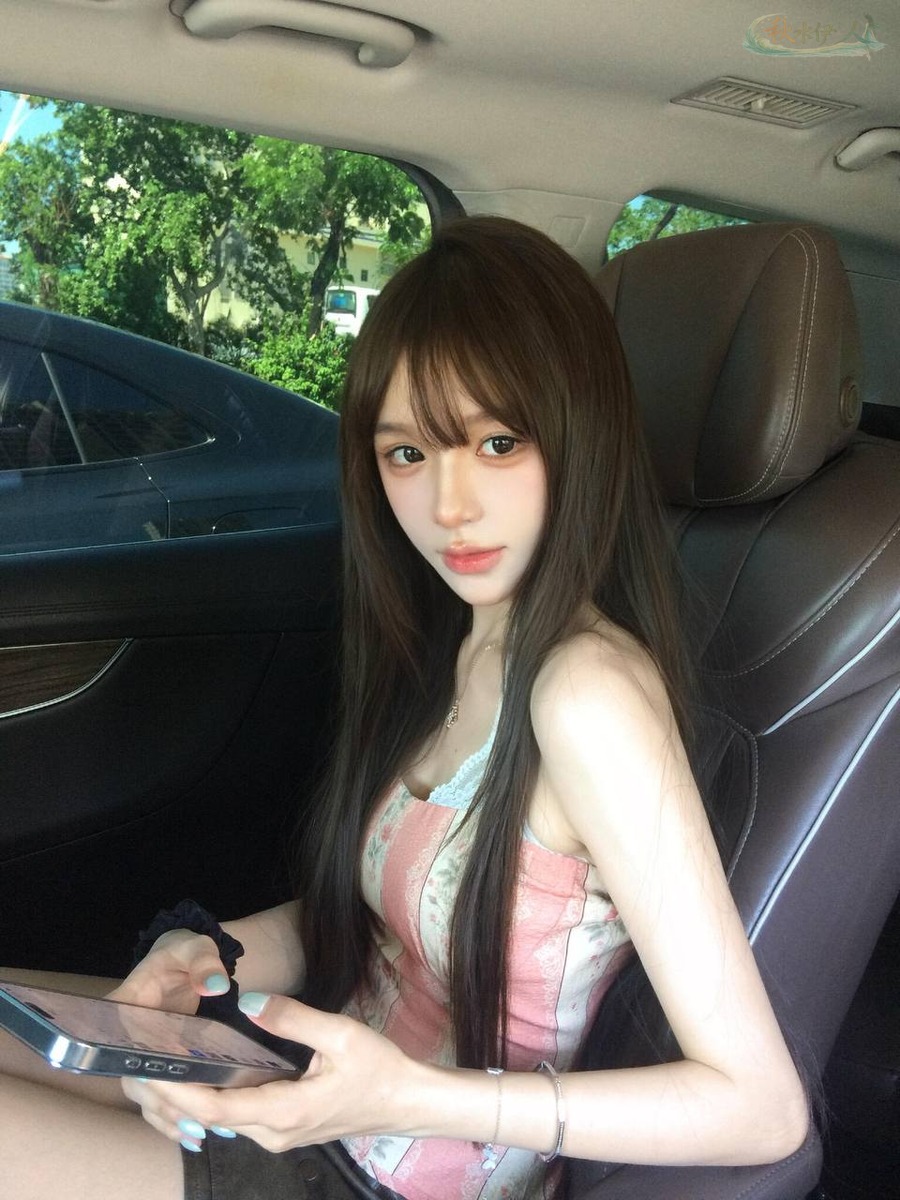 上海大学生模特高挑身材