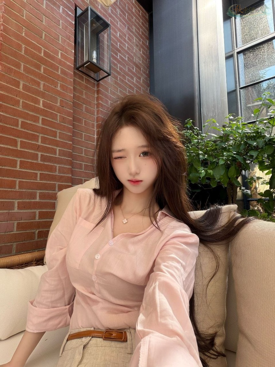 深圳淡妆甜美模特摄影