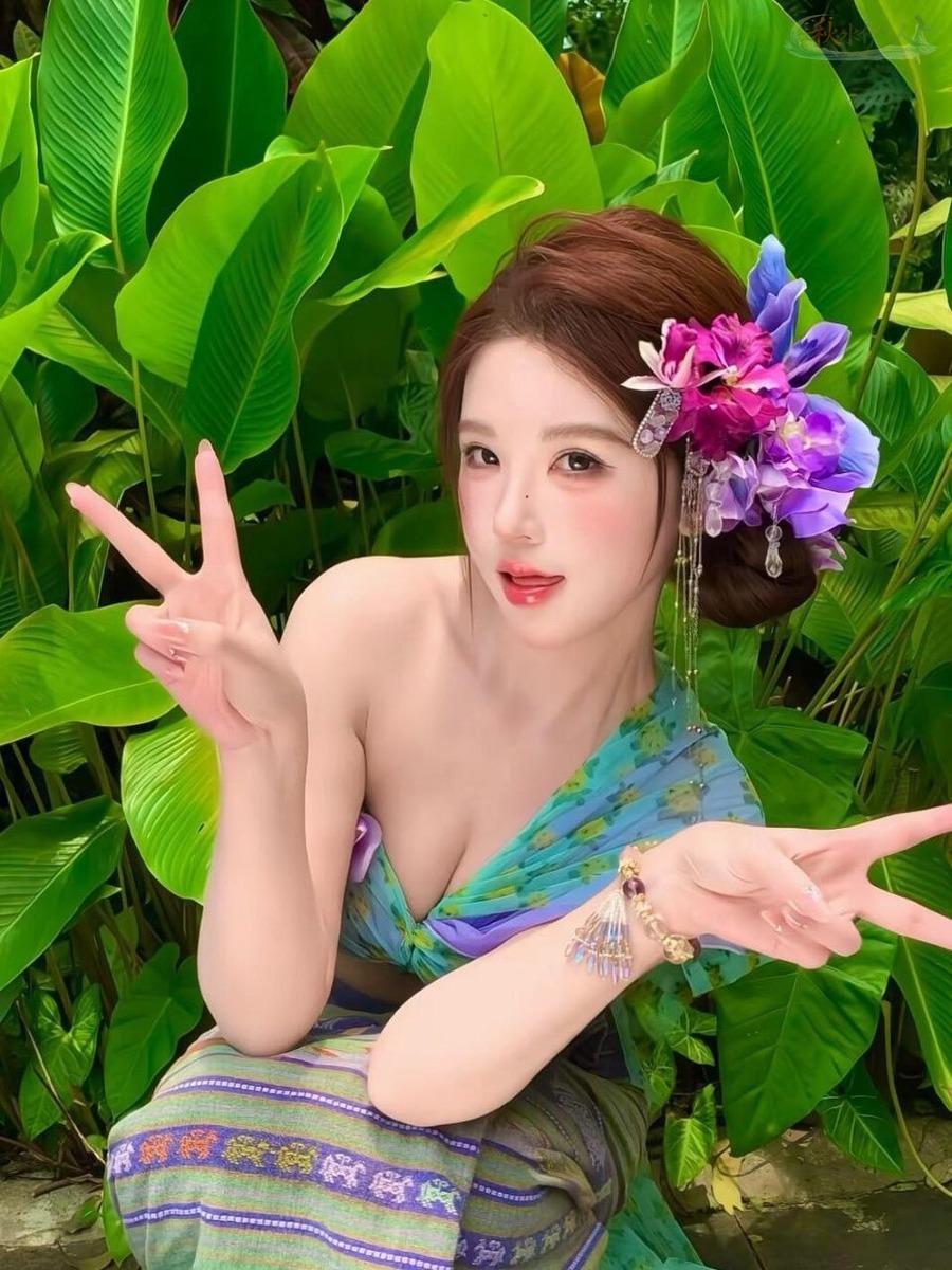 深圳优雅模特S型曲线展示