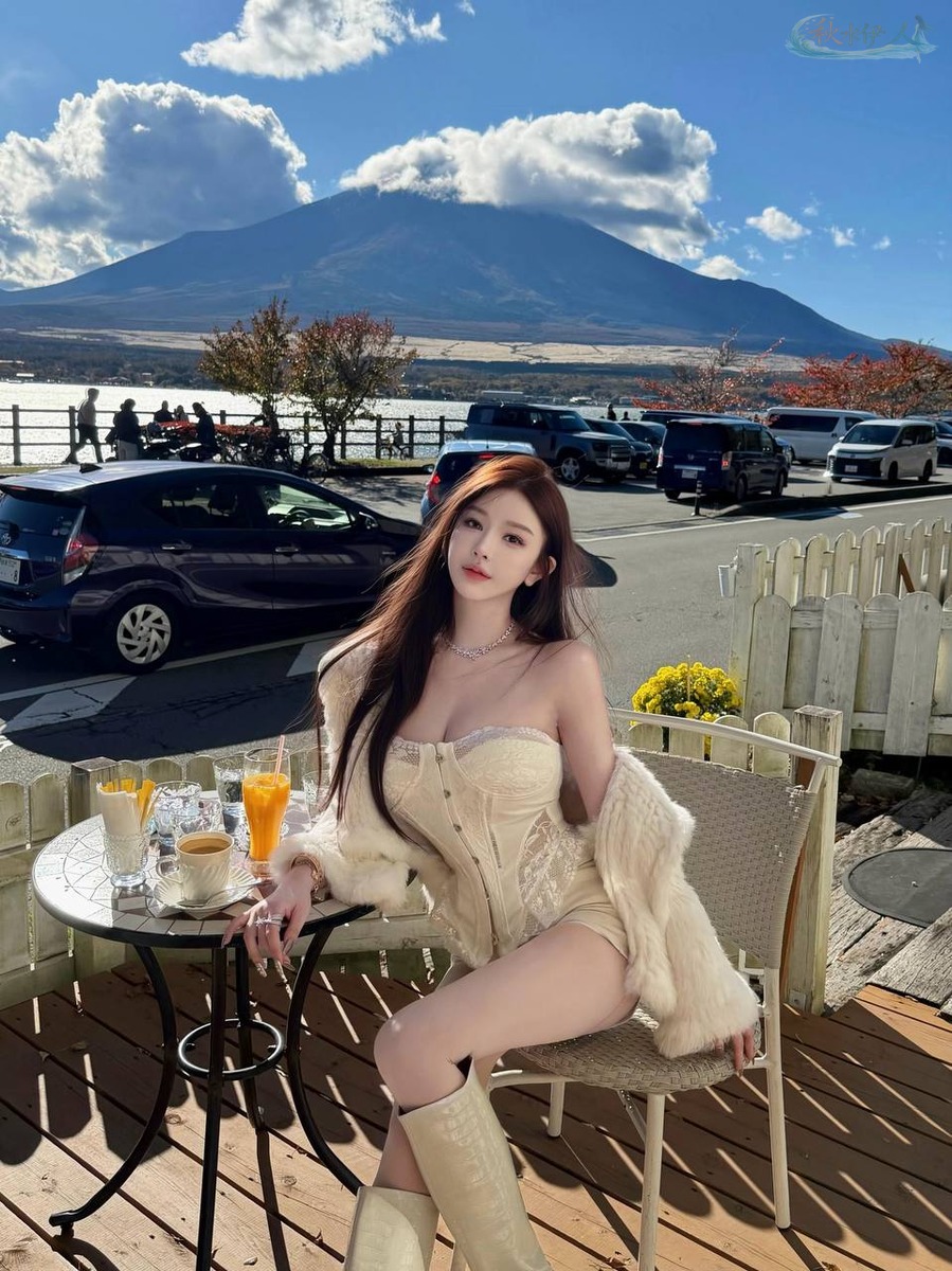 深圳cosplay甜美风格模特