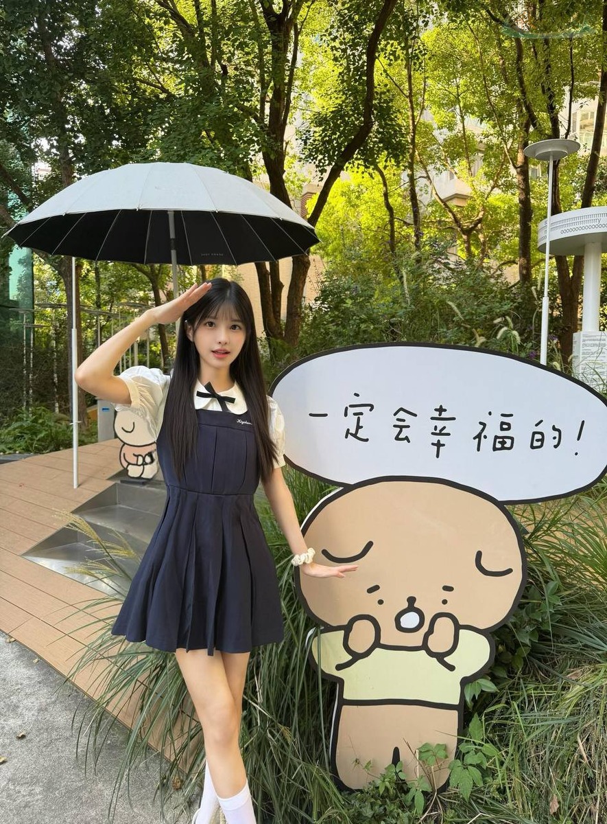 深圳168清纯女孩街拍