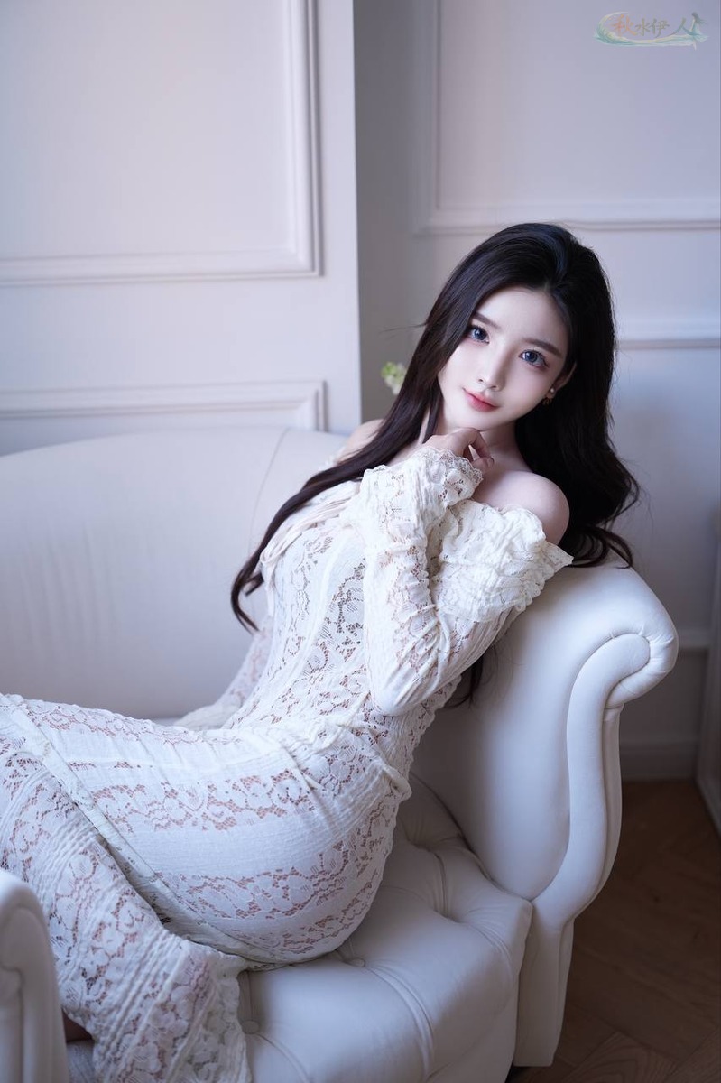 深圳高挑女模可纯可欲写真