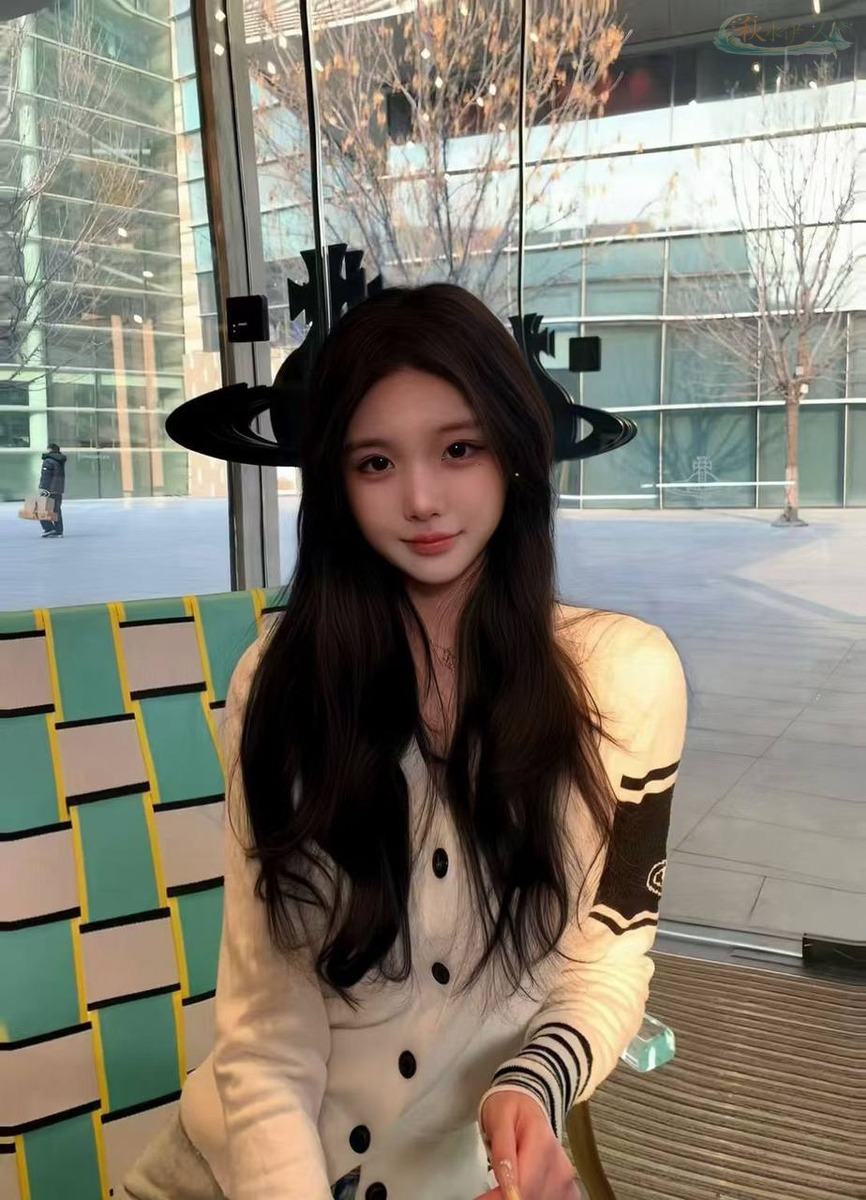 深圳211学霸甜美模特生活照3