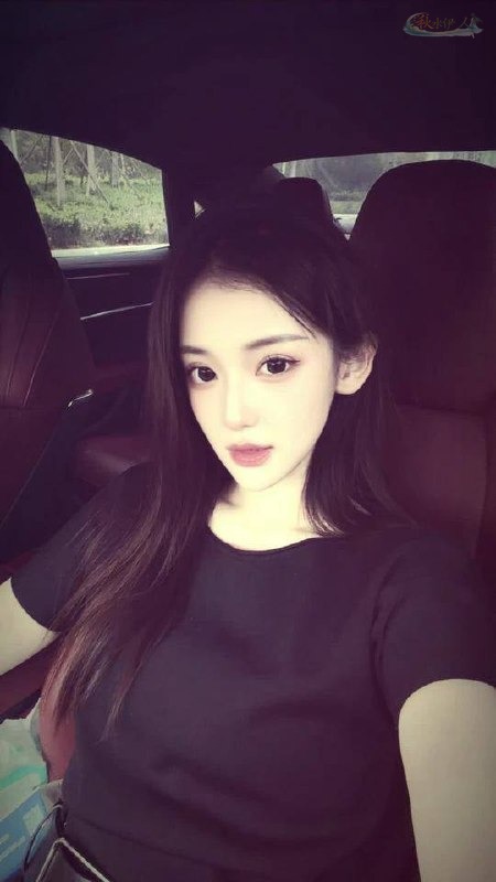 深圳时尚模特颜值嫩妹