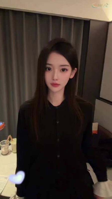 深圳高挑白瘦模特写真
