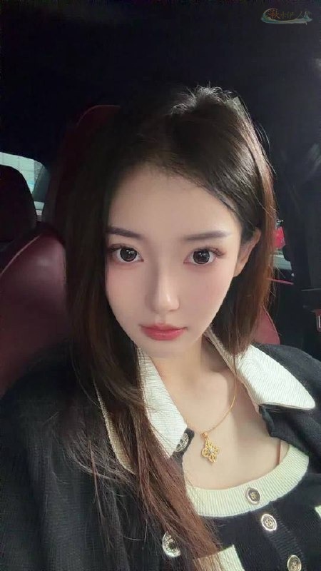 深圳少女风模特纤瘦身材