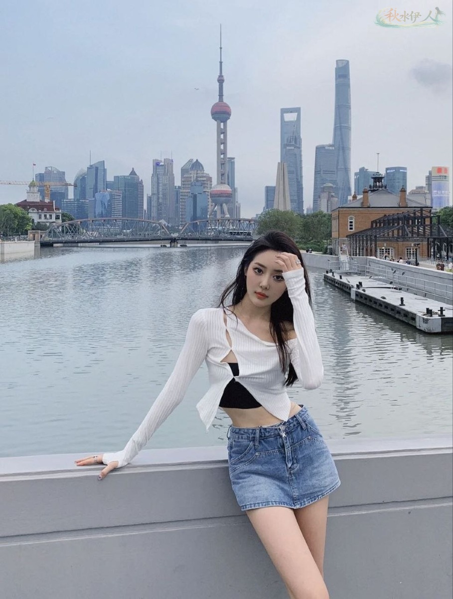北京模特甜美笑容商业拍摄