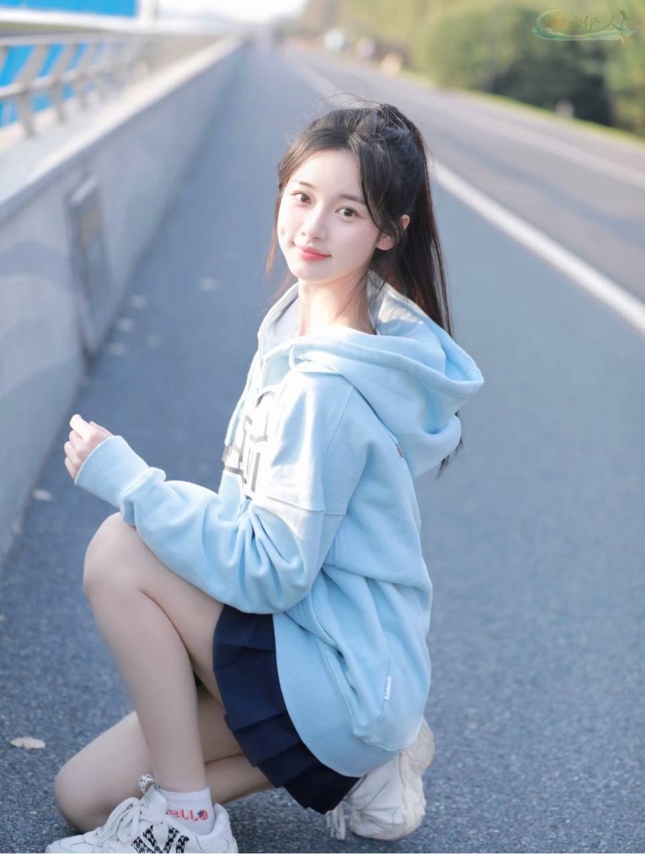长沙天然C杯模特清新风格
