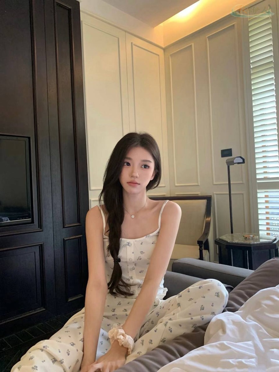北京00后兼职模特清纯形象照
