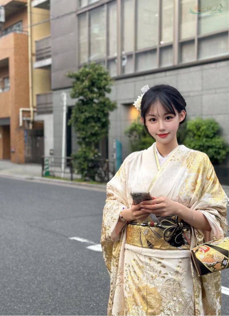 上海日系女友风娇小模特