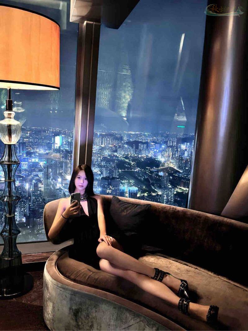 深圳氛围感少女模特舞蹈写真