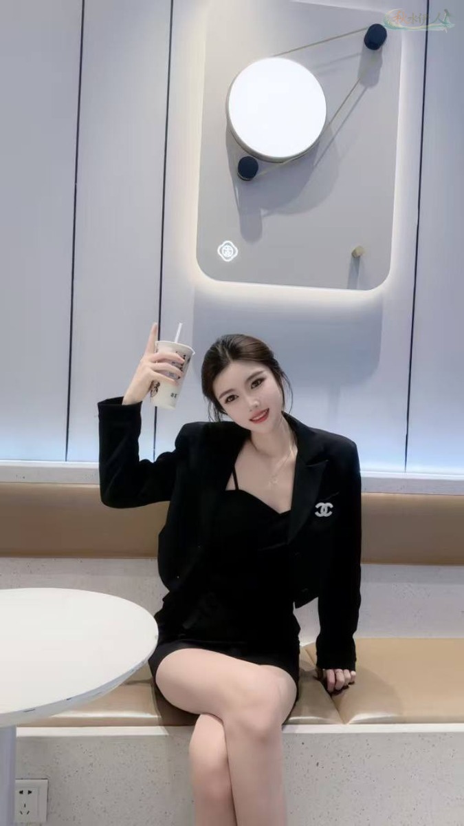 长沙高颜值清纯模特网红风格大片