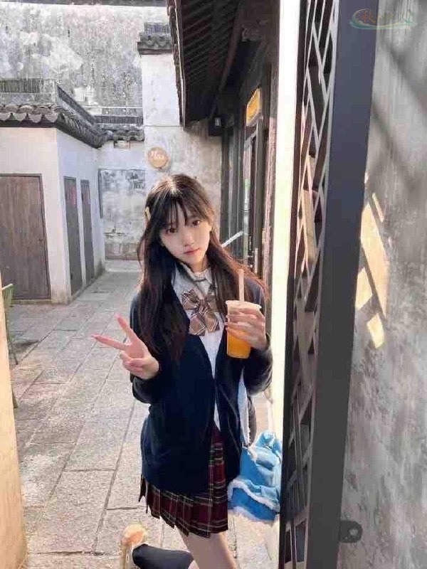 长沙粉嫩少女风格模特写真图