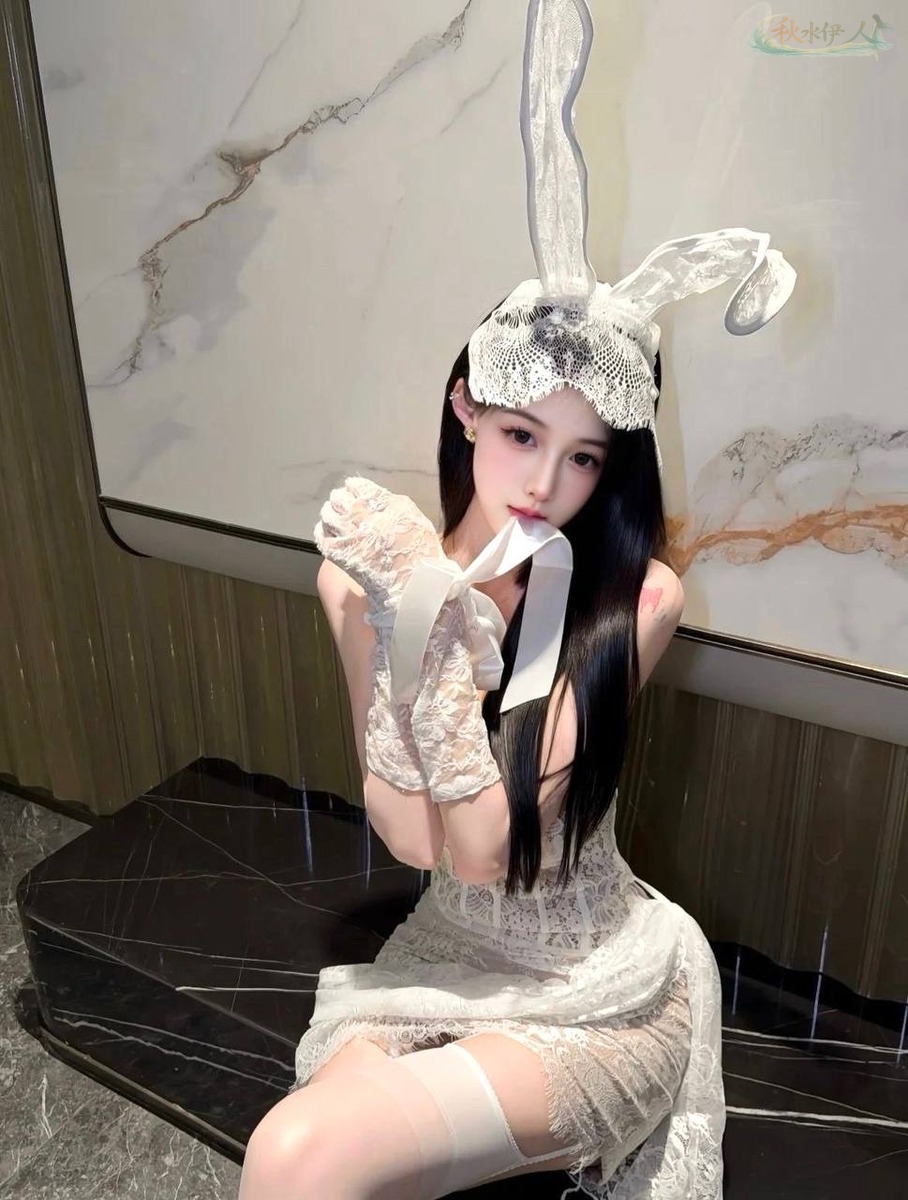 上海清冷御姐风模特摄影棚拍