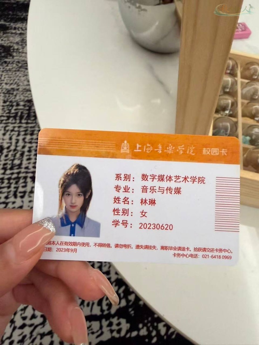 上海艺术生模特纯欲写真