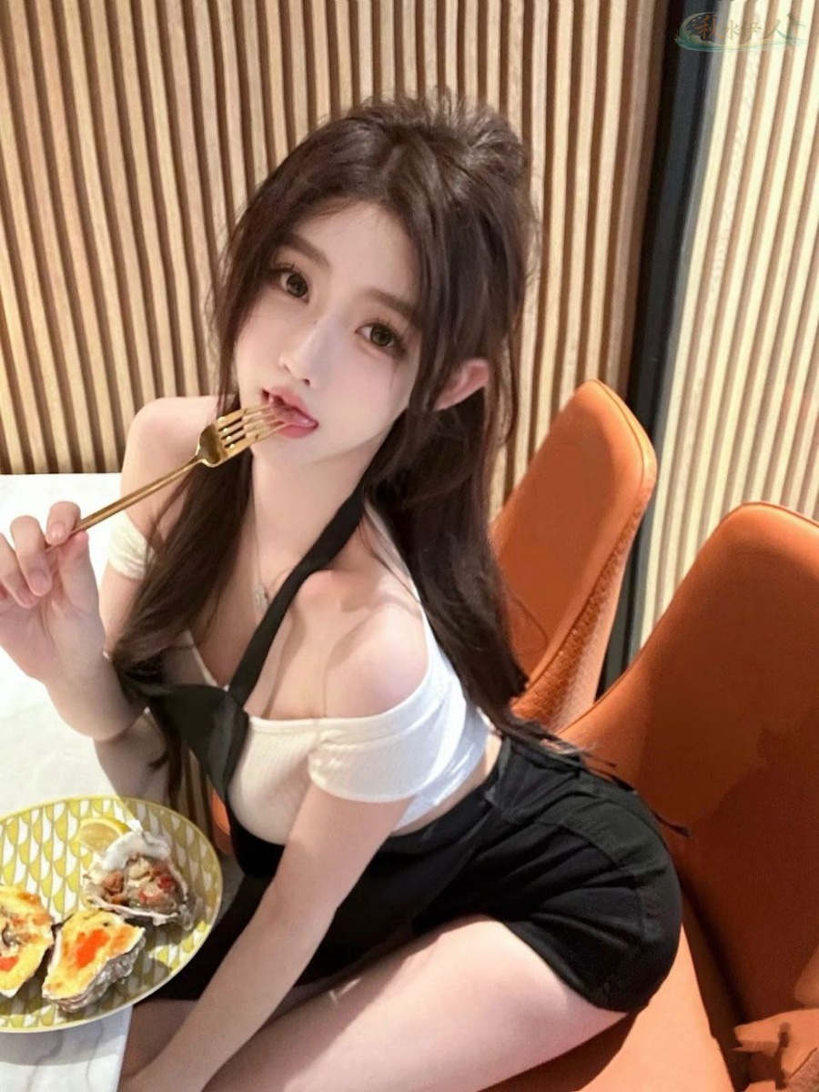 深圳约拍模特 纯欲风格写真