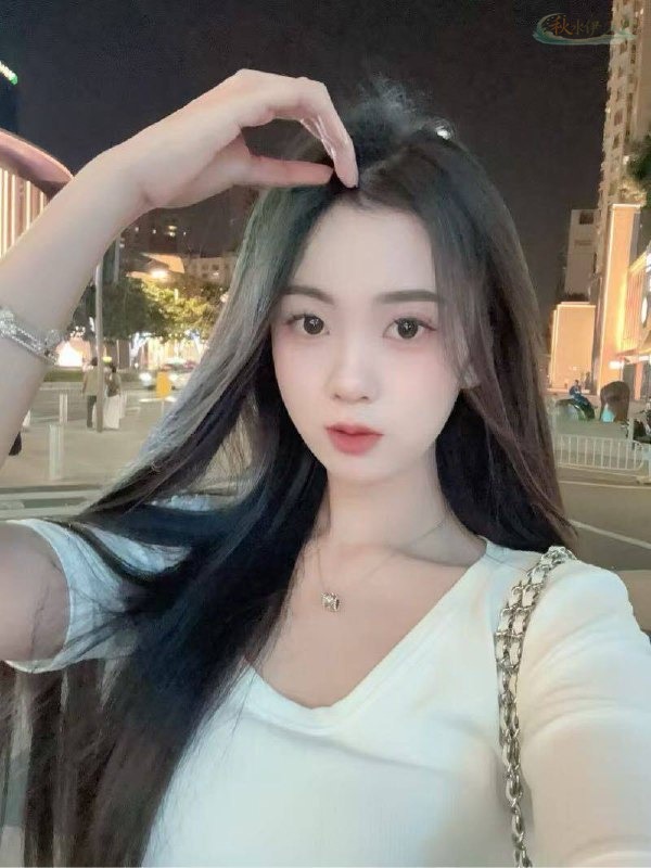 广州高挑身材模特清纯风格
