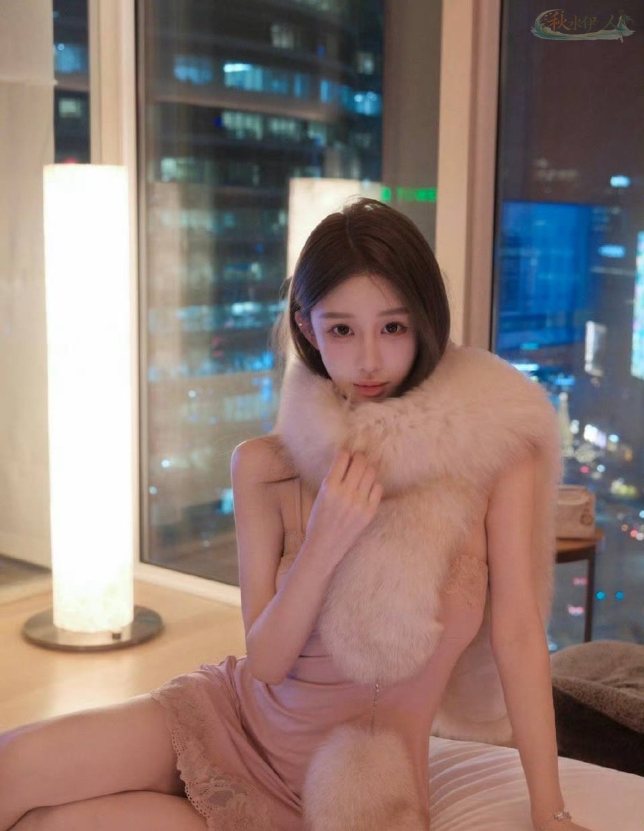 济南纯欲模特 175cm长腿 皮肤白皙 天然D+ 街拍