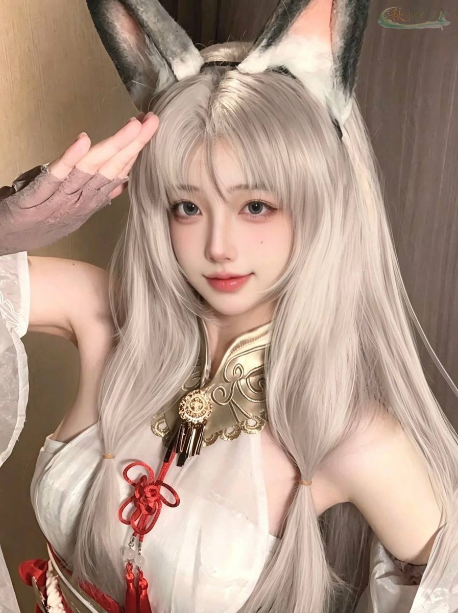 广州外萌内骚cosplay模特全身照