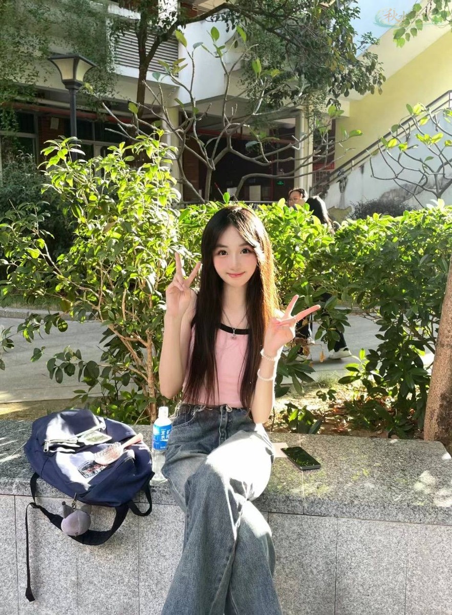 深圳无纹身学生模特照片