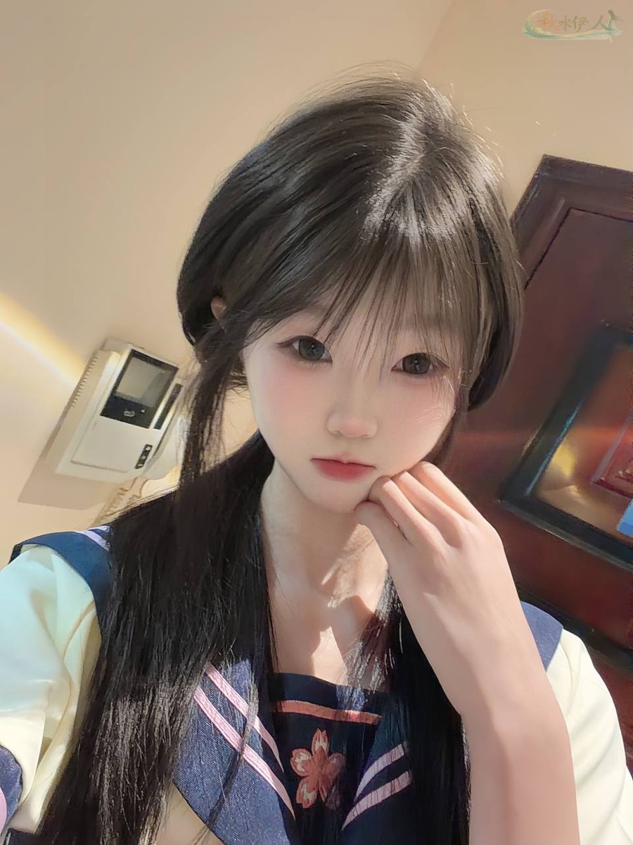 上海初恋脸魔鬼身材模特写真