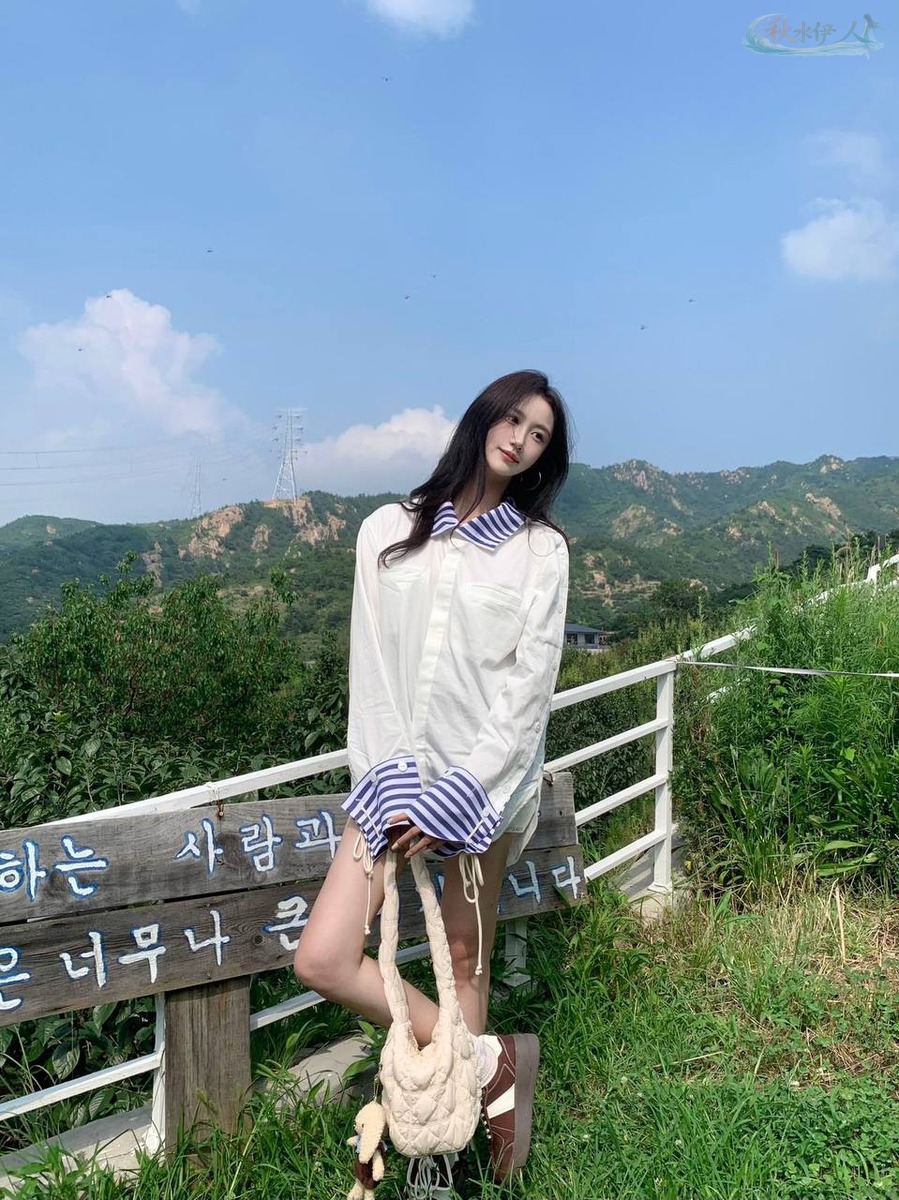 上海氧气美女模特清新风格