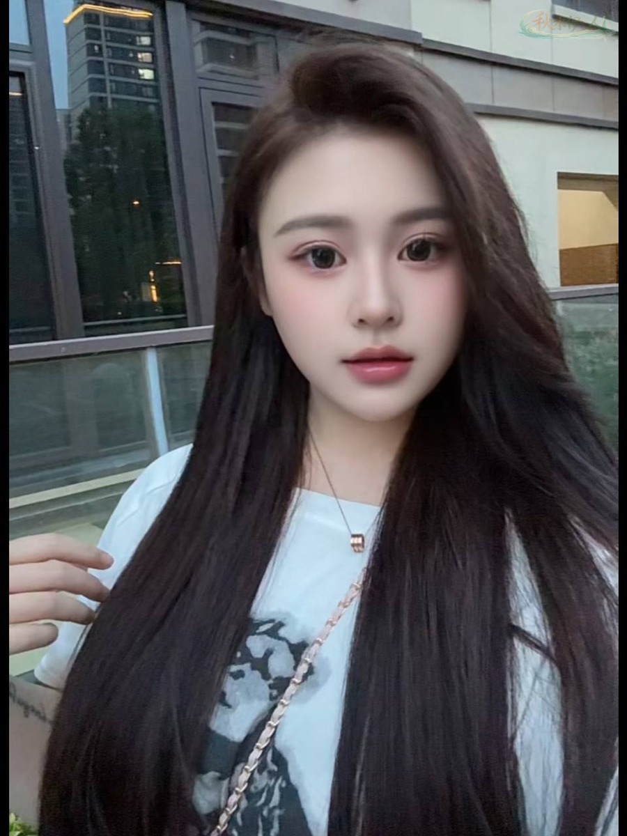 广州女友感模特生活照