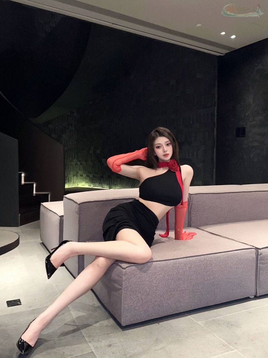 广州纯欲天花板新人美图