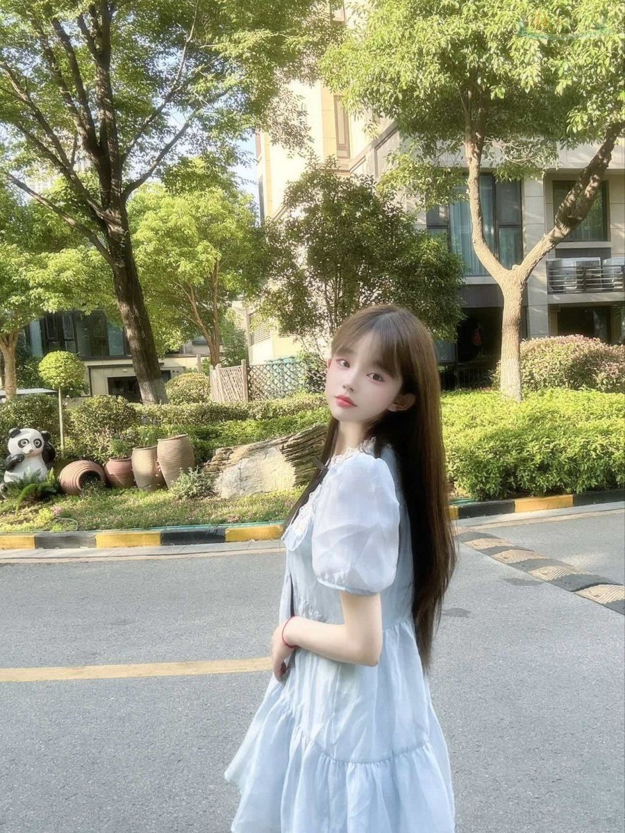 苏州纯欲少女模特C罩杯纹身