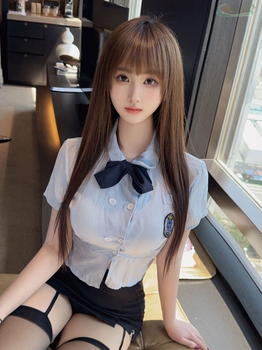 青岛纯欲模特妈生脸素颜照