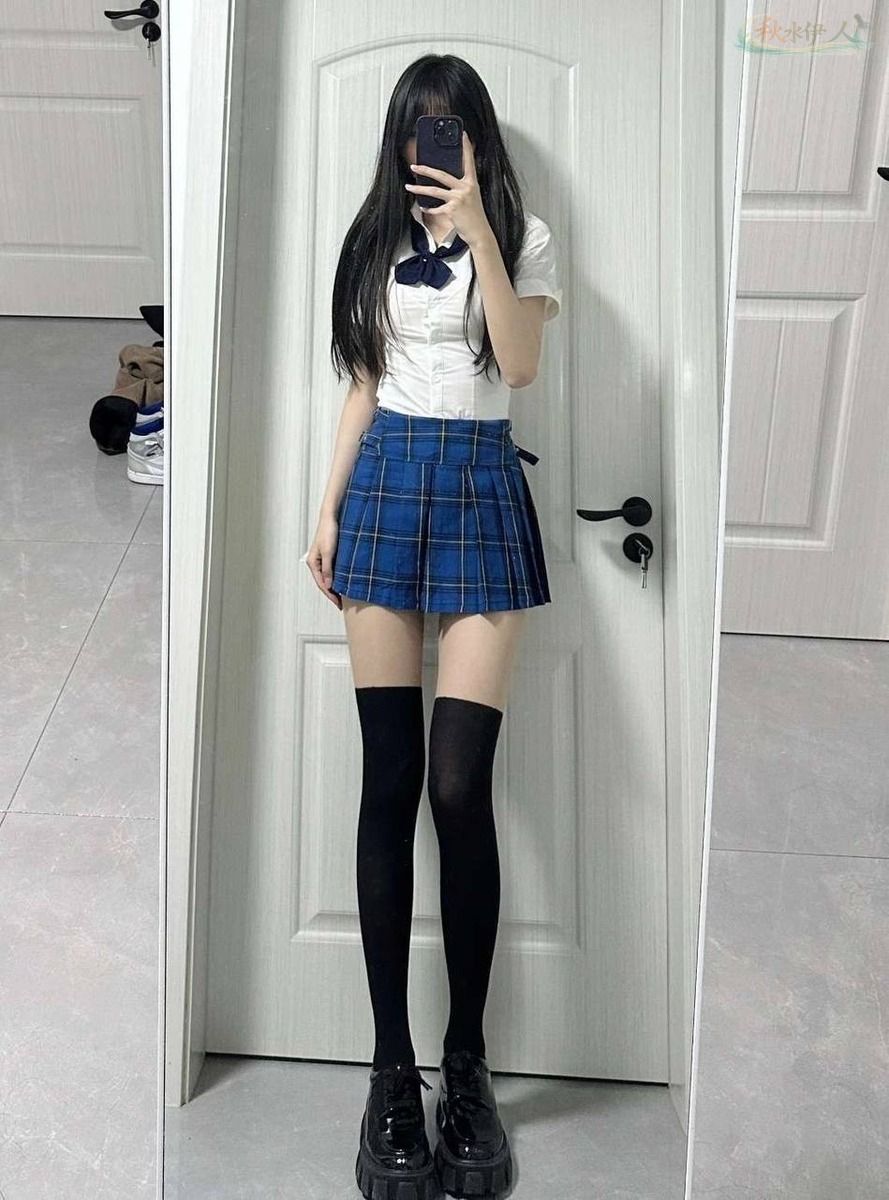 北京白虎特质模特甜美写真