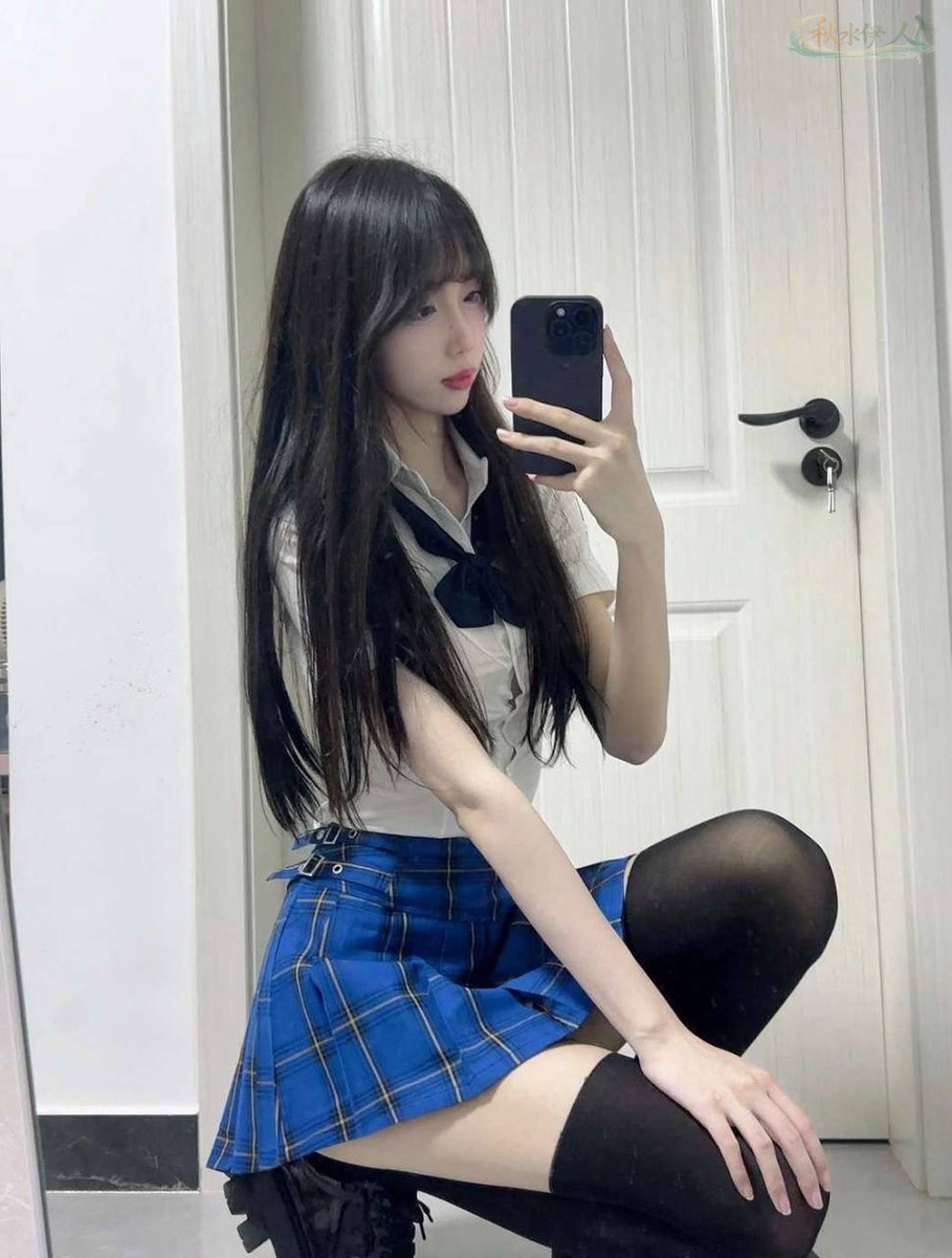 北京大长腿学生模特清新照