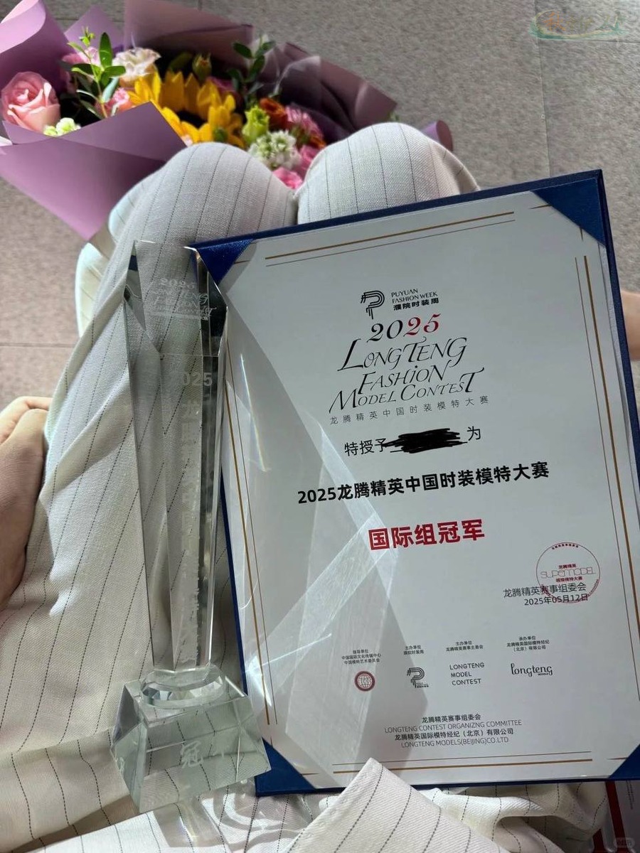 苏州纹身点缀个性模特形象