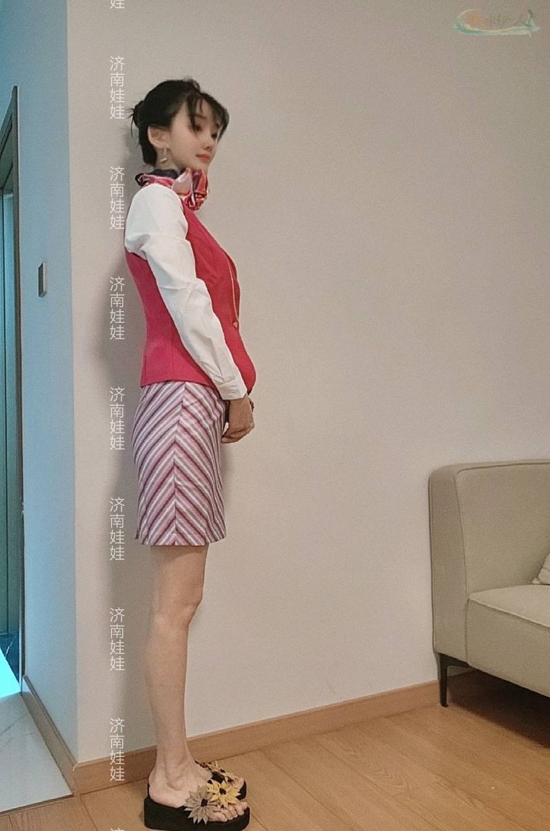 济南高挑模特御姐风范时尚展示