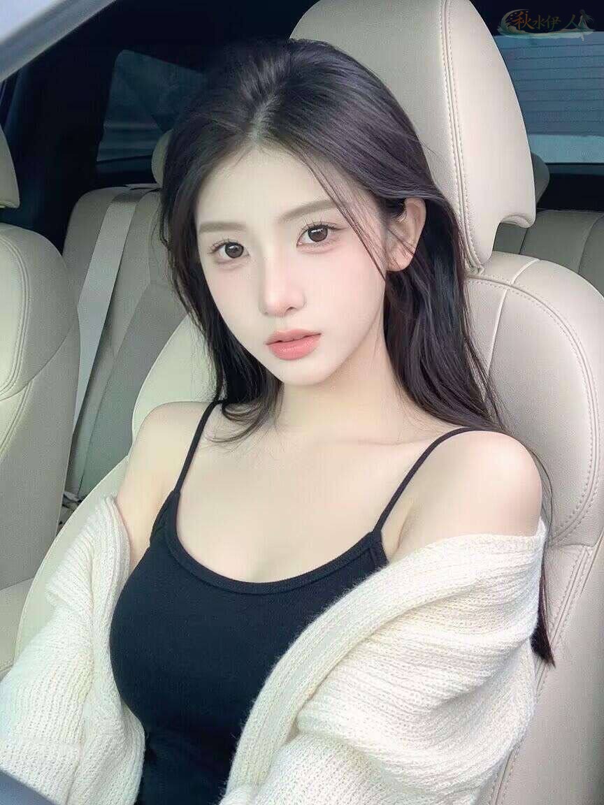 济南C罩杯模特写真身材展示