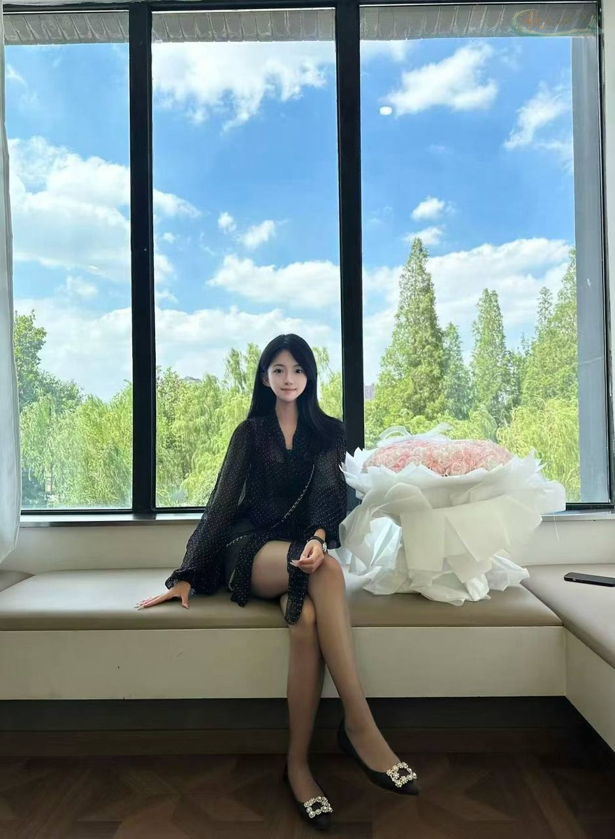 济南00后模特D罩杯身材