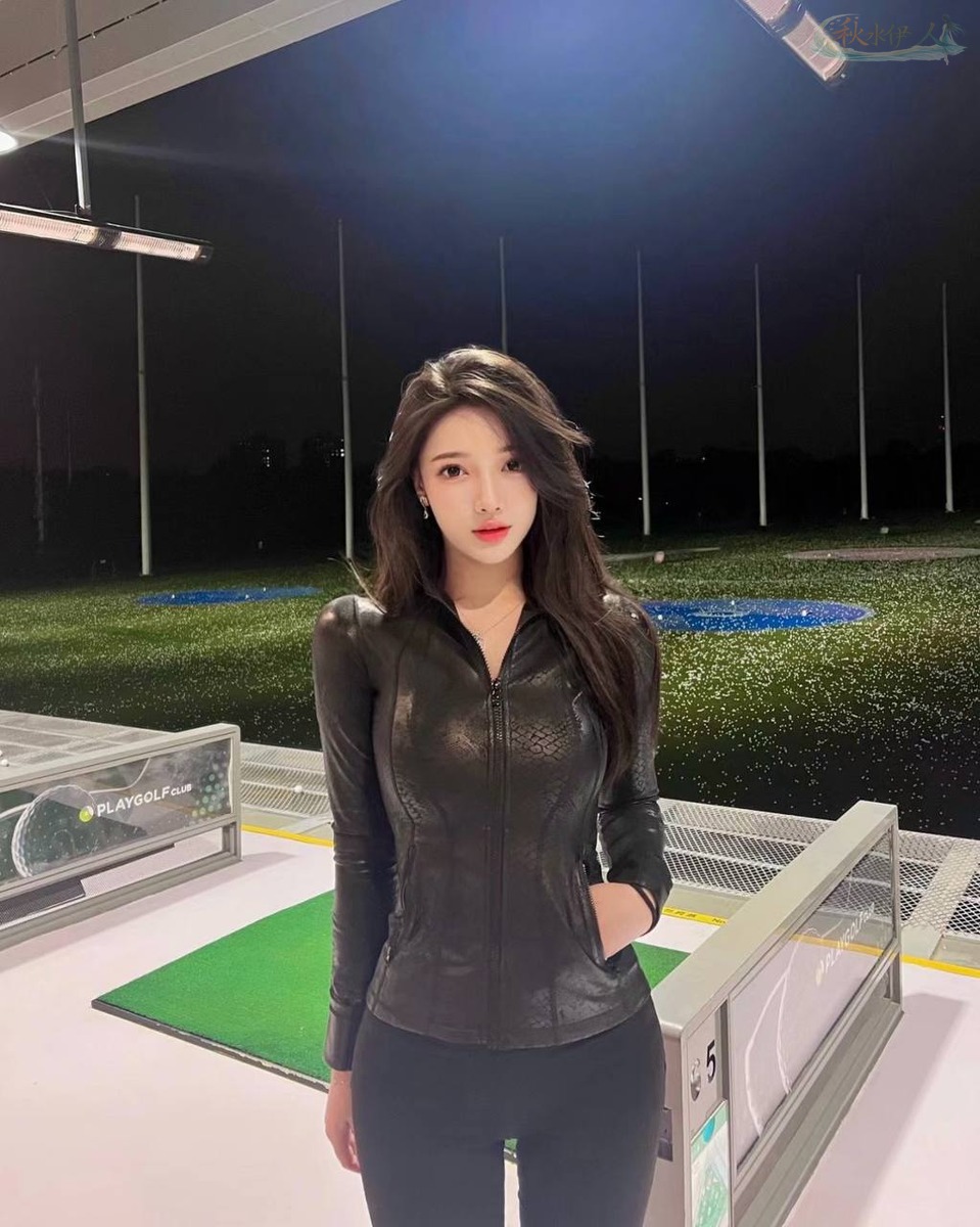 武汉女友感模特皮肤细腻