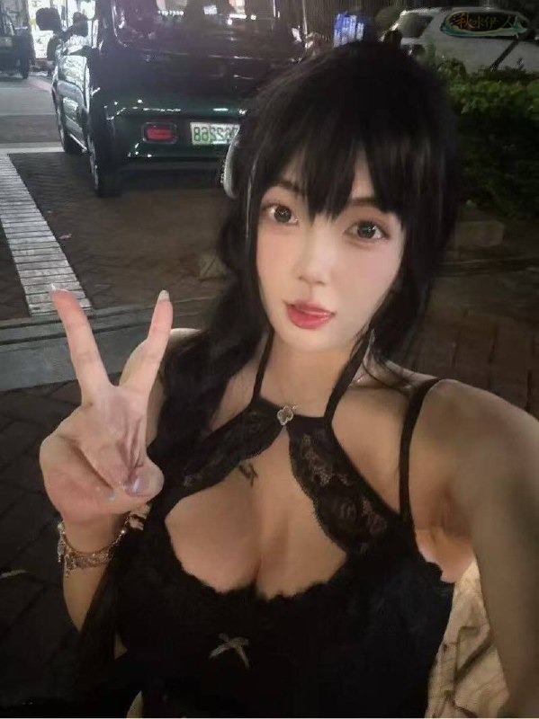 武汉性感甜妹自拍