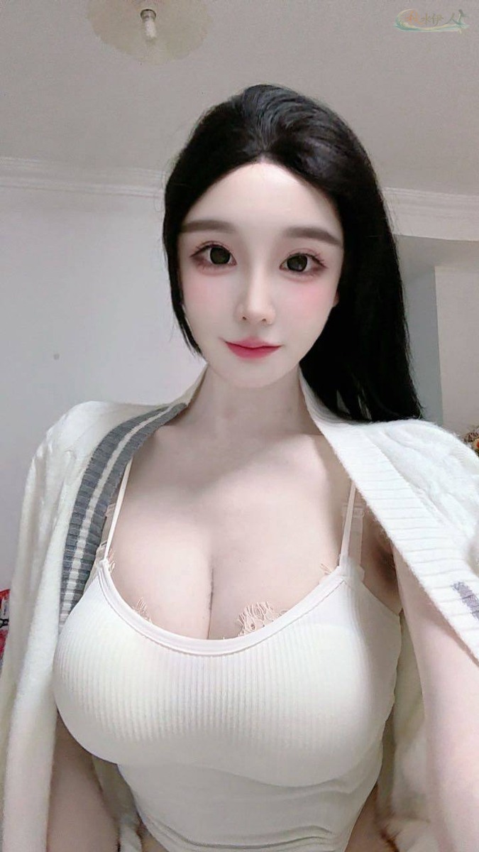 武汉高挑模特36D腰细腿长写真2