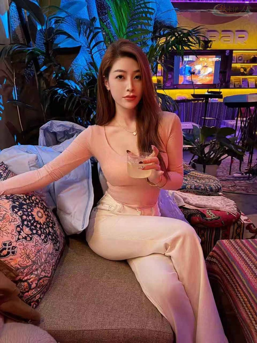 武汉舞蹈模特全身照