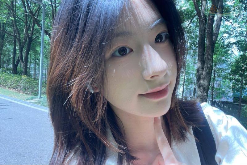 厦门游泳健身模特素颜