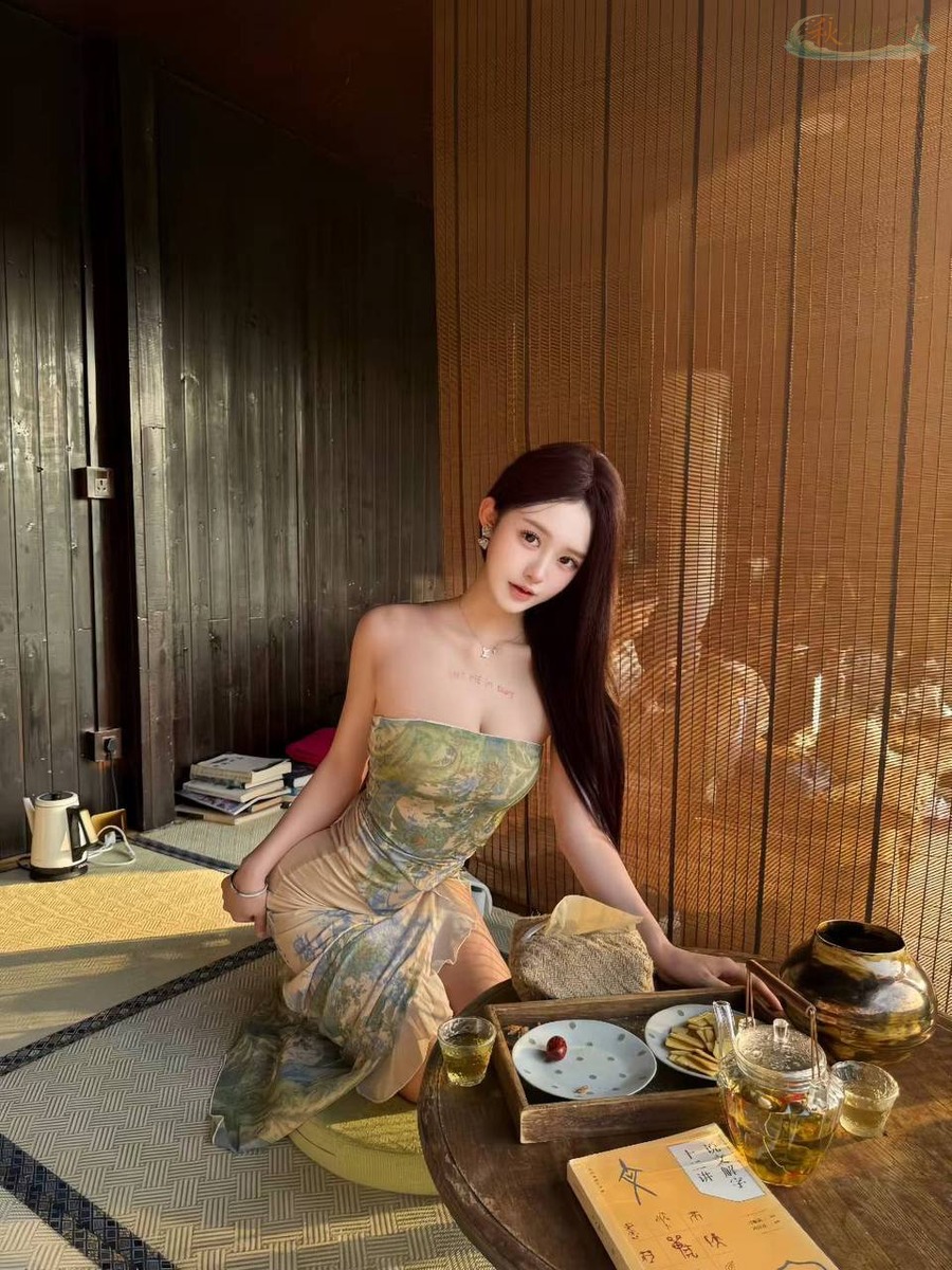 厦门网红风格模特摆拍造型