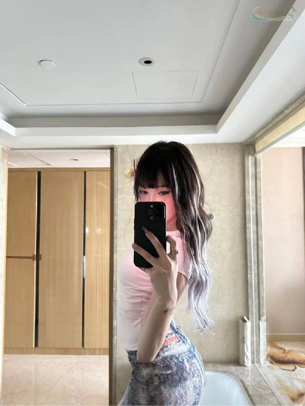 厦门168身高90斤模特欧美穿搭
