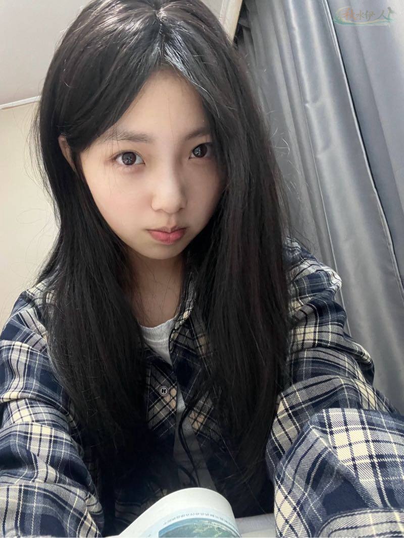 天津D杯模特无纹身纯欲风