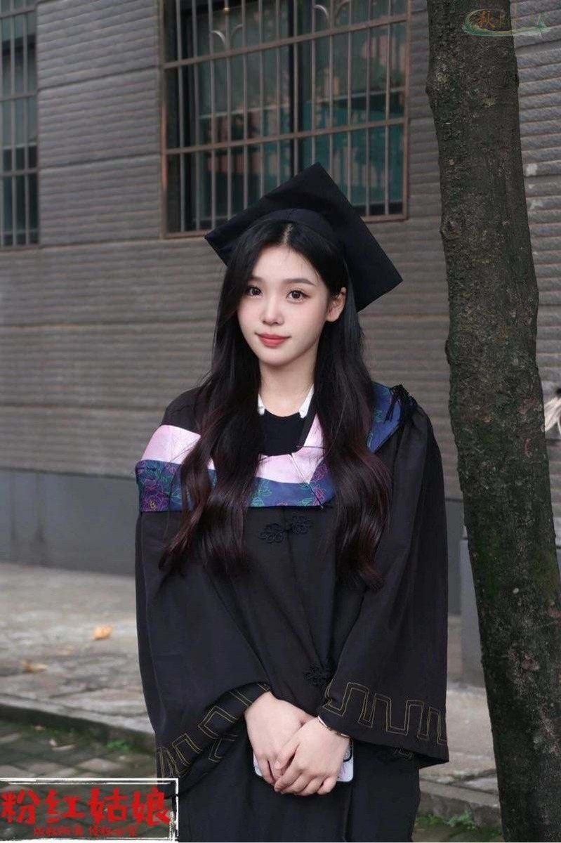 太原粉红姑娘白丝写真