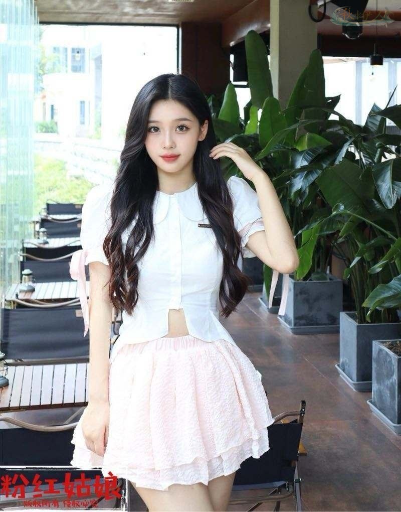 太原清纯眼镜妹侧脸